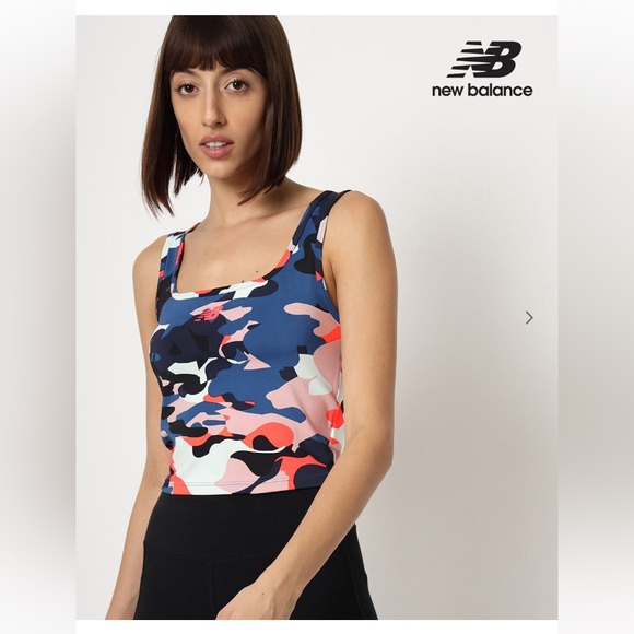 New Balance Tops - NEW BALANCE
Printed Scoop-Neck Tank Top
